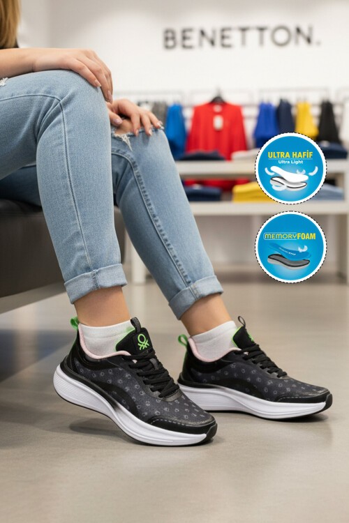 Siyah-Beyaz Bağcıklı Rahat Tabanlı Desenli Kadın Yürüyüş Spor Ayakkabı BNI-11441