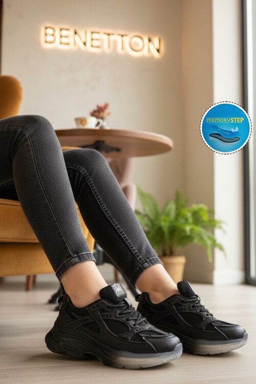 Siyah Bağcıklı Kalın Tabanlı Kadın Yürüyüş ve Spor Ayakkabı Sneaker BNI-11120