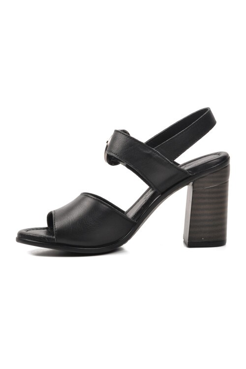 Ayakmod Siyah Kadın Topuklu Sandalet