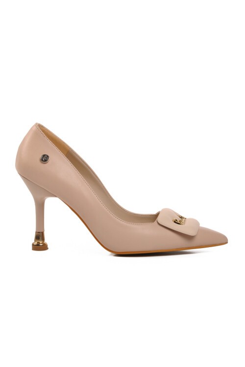 Krem İnce Topuklu Sivri Burunlu Toka Detaylı Kadın Topuklu Abiye Ayakkabı PC-54029