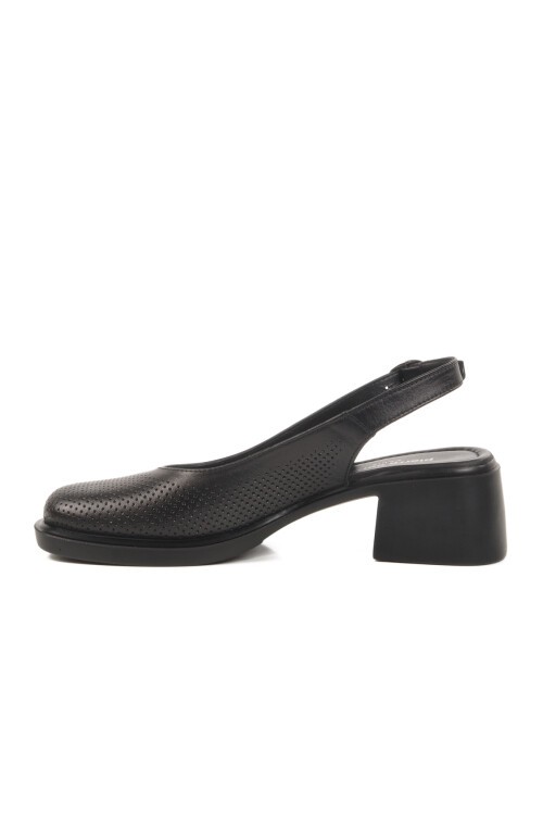 Siyah Hakiki Deri Kadın Sandalet PC-54620 Z