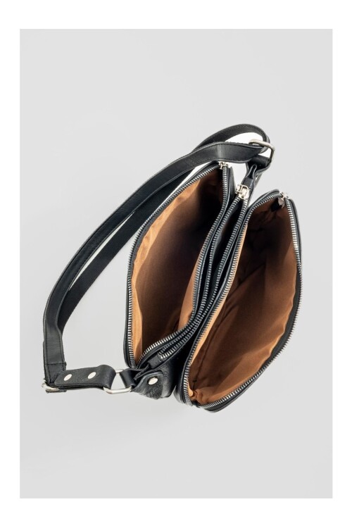 Siyah Kadın Omuz Çantası IM332-7