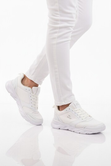 Beyaz Bağcıklı Hafif Erkek Spor Ayakkabı Epic M
