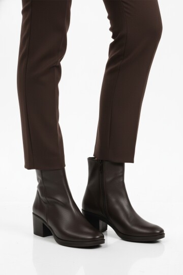 Kahve Hakiki Deri Fermuarlı İçi Polarlı Kadın Bot Premium 92162-1 Z