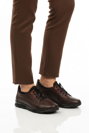 Kahve Hakiki Deri Lastik Bağcıklı Ortopedik Taban Kadın Günlük Ayakkabı 660 Z