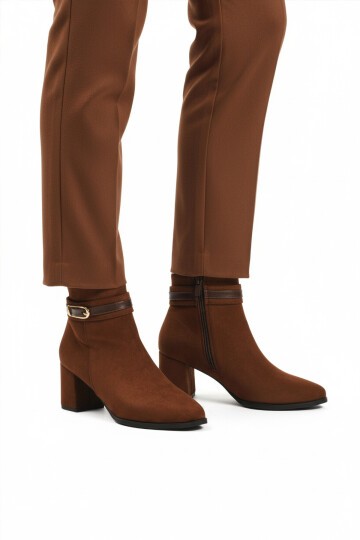 Kahve Süet Topuklu İçi Kürklü Kadın Bot 547815 Z