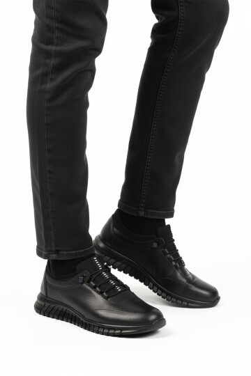 Siyah Hakiki Deri Bağcıklı Erkek Günlük Ayakkabı Ayakmod 316 M