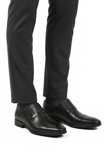 Siyah Hakiki Deri Kaymaz Taban Erkek Günlük Ayakkabı 976 M