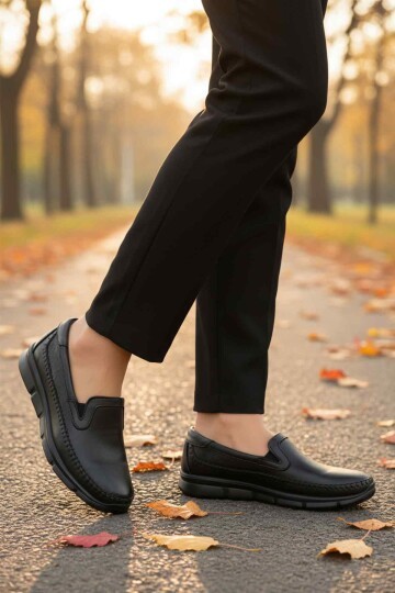 Siyah Hakiki Deri Ortopedik Taban Kadın Günlük Ayakkabı 602 Z