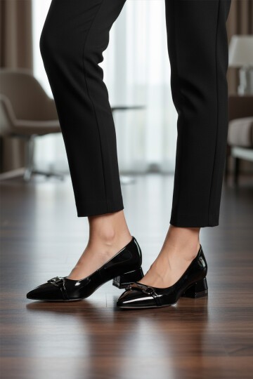 Siyah Rugan Kadın Abiye Ayakkabı PC-55197 Z Dar Kalıp