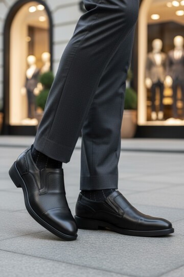 Siyah Hakiki Deri Erkek Günlük Ayakkabı 022 M