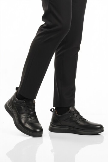 Siyah Hakiki Deri Erkek Günlük Ayakkabı 252070 M