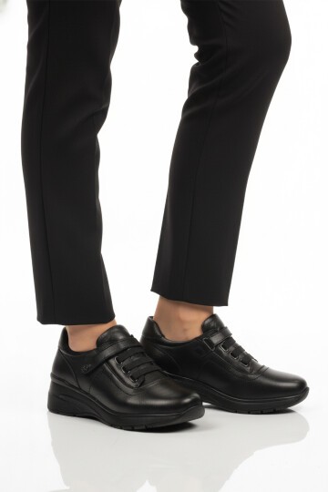 Siyah Hakiki Deri Kadın Günlük Ayakkabı PLV144 Z