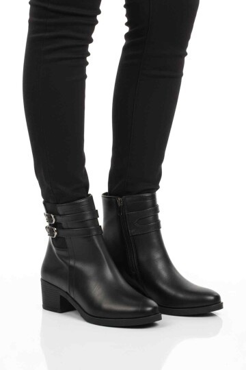 Siyah Kadın Bot 1006 Z