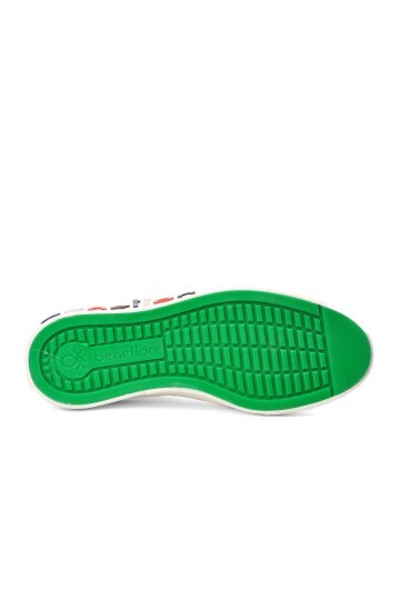 Beyaz Bilek Boy Bağcıklı Kalın Tabanlı Kadın Spor Ayakkabı Sneaker