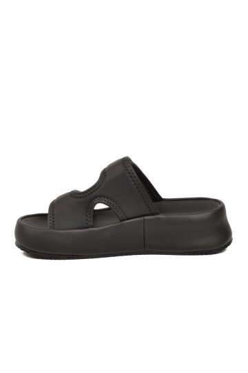 Siyah Yüksek Tabanlı Kadın Terlik 332190 Z