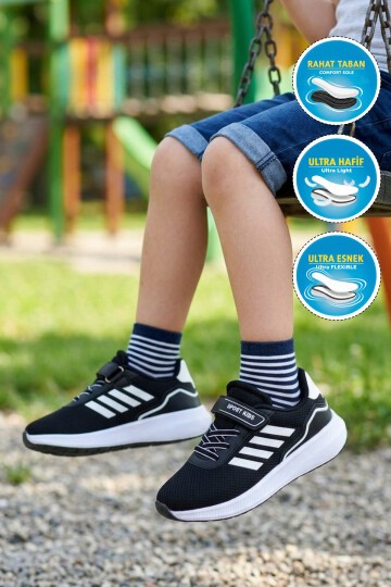 Siyah-Beyaz Cırtlı Erkek Çocuk Spor Ayakkabı 755 F