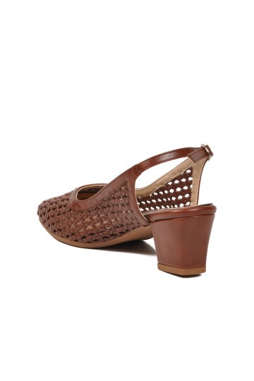 Kadın Kahve Örgü Detaylı Slingback Topuklu Ayakkabı 18386016-01