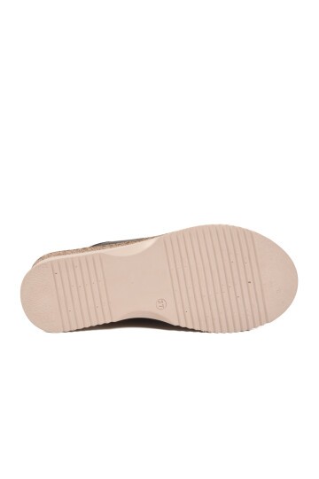 Siyah Hakiki Deri Yumuşak Kalın Rahat Tabanlı Dolgu Taban Kadın Terlik 9207