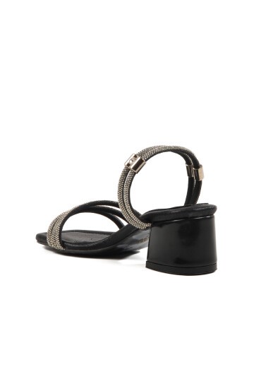 Siyah Hafif Kız Çocuk Sandalet 016 F